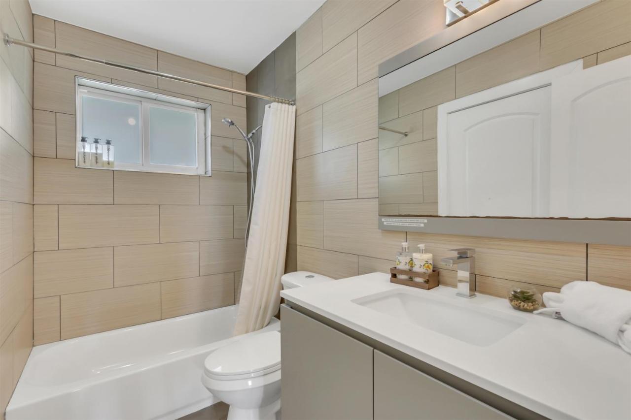 Bright Pompano Beach With Pool Access Extérieur photo